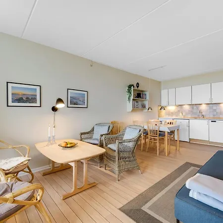 Raimo - 50m From The Sea By Interhome *