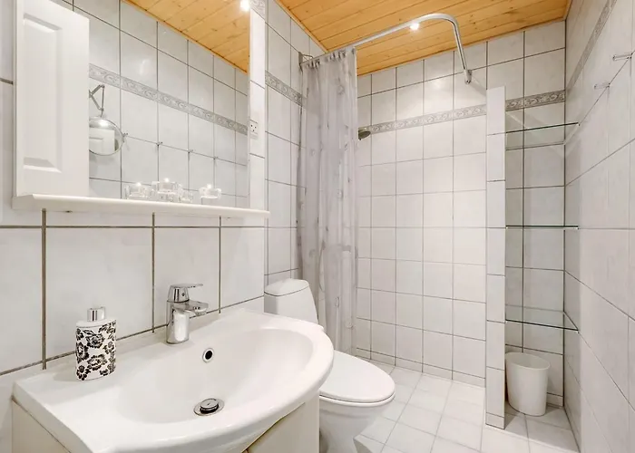 Apartament Raimo - 50m From The Sea By Interhome